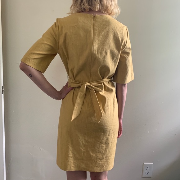 Theory Shift Dress - Picture 2 of 3